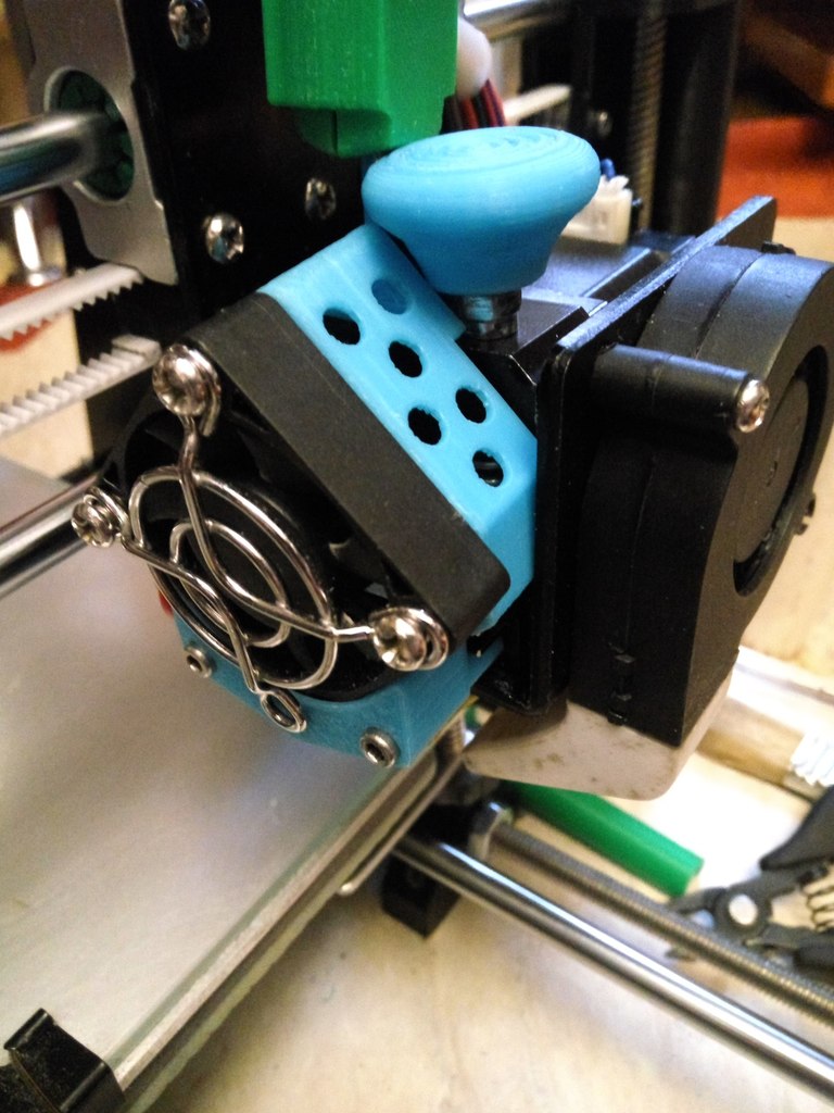 Anet A8 easy access to the extruder fan bed + cover