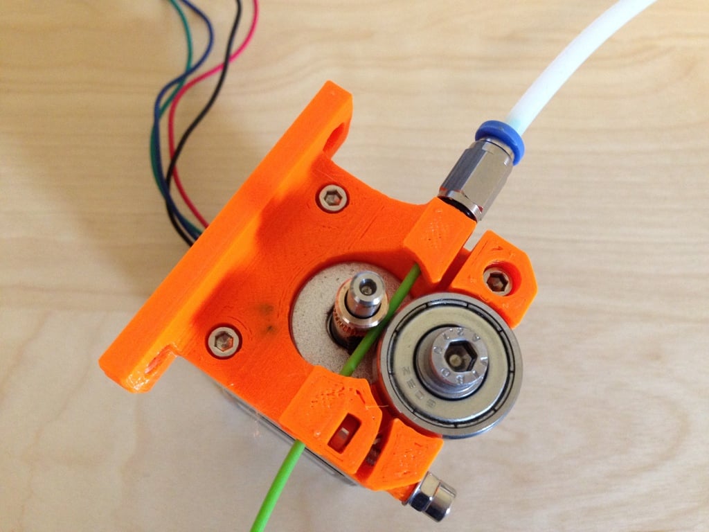 Compact Bowden Extruder, direct drive 1.75mm
