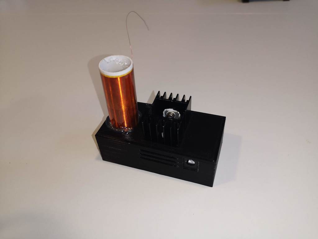 Box for Tesla Coil from DIY kits without audio plug