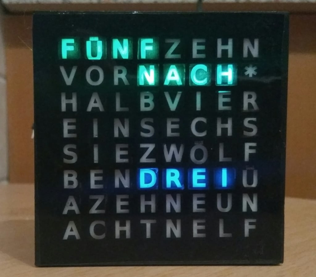 Rainbowduino Word Clock (german)