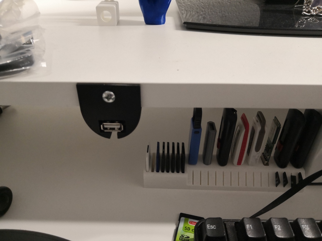 Desk USB holder