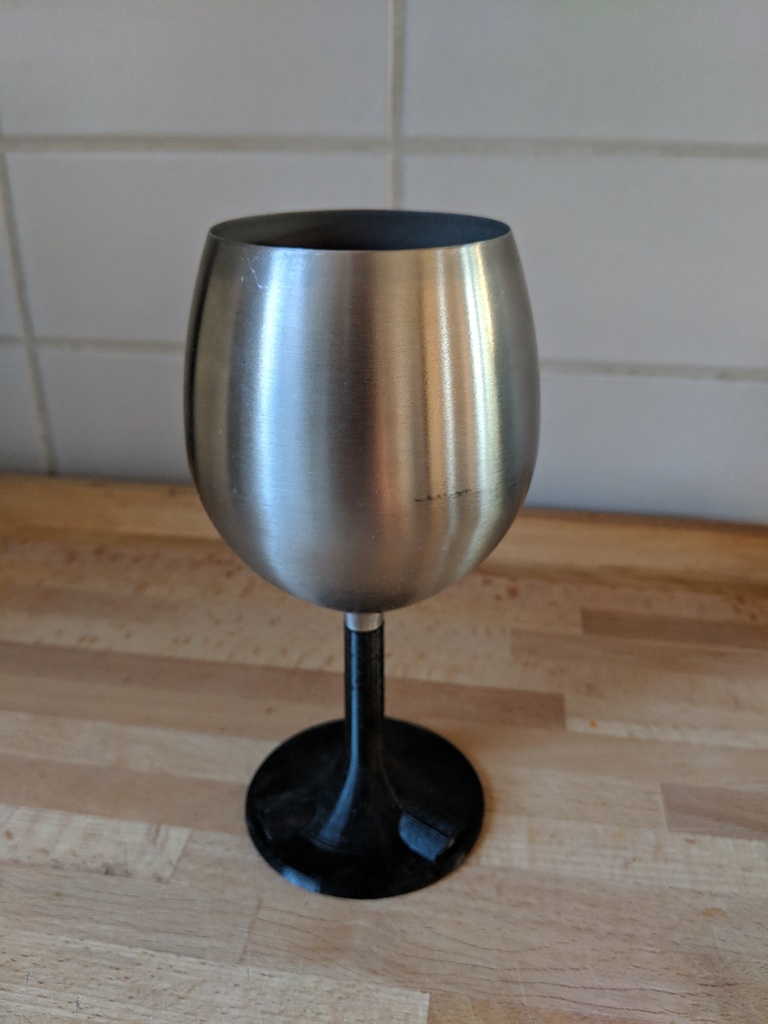 Replacement stem for outdoor wine glass