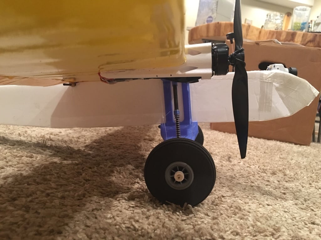 RC Plane suspension landing gear