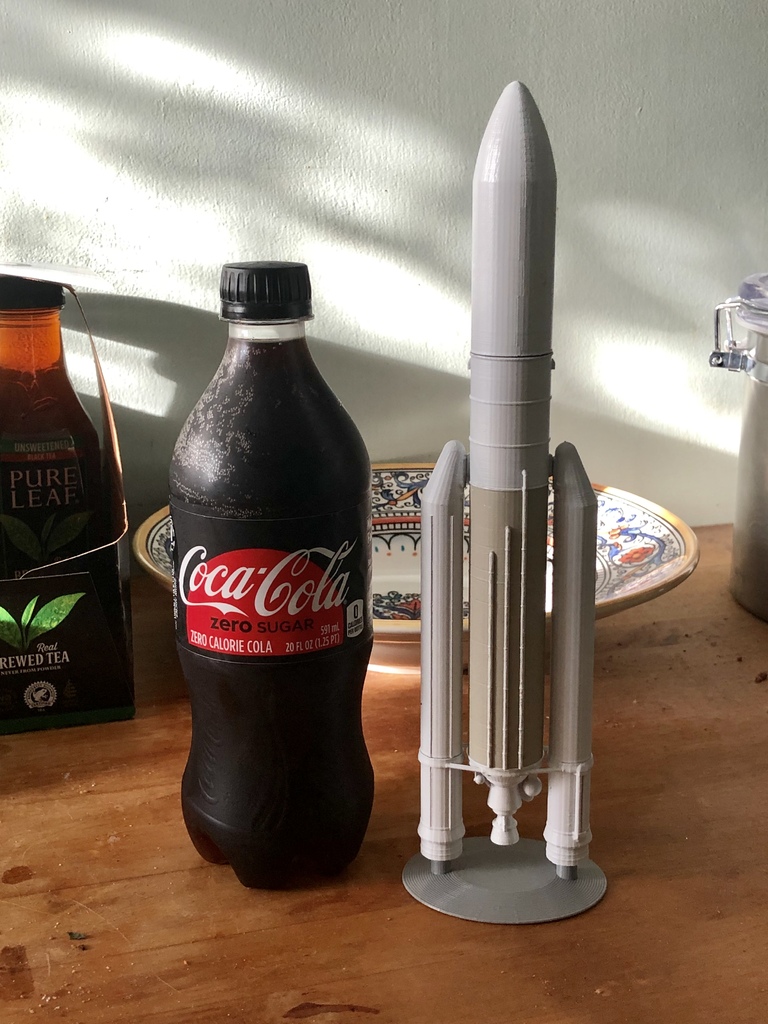 Ariane V Rocket, 1/200 scale