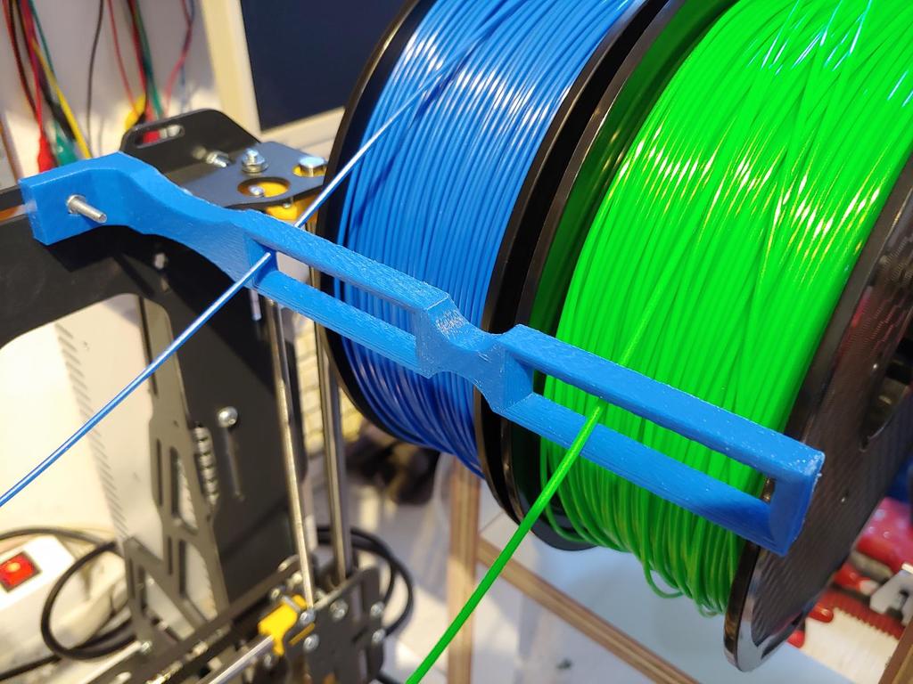 HelloBEEprusa double guide for filament spools