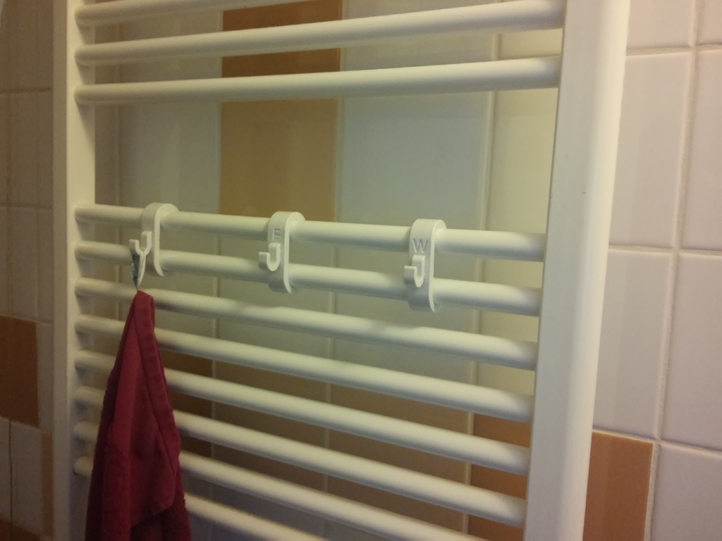Customizable radiator towel hook