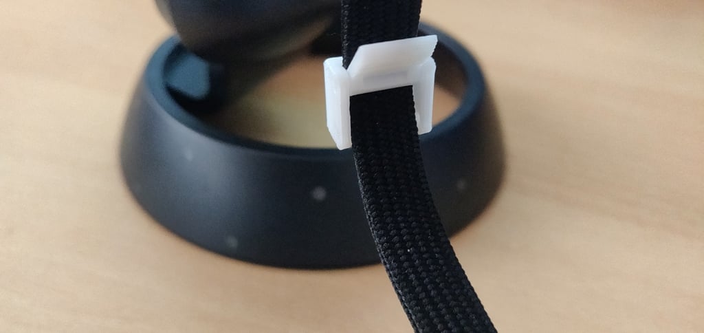Windows Mixed Reality Wrist Strap Clasp (improved)