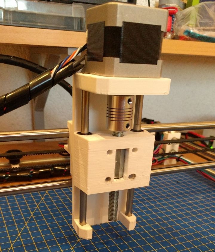 Simple z Axis for Plotter, Drawing Machines or CNC