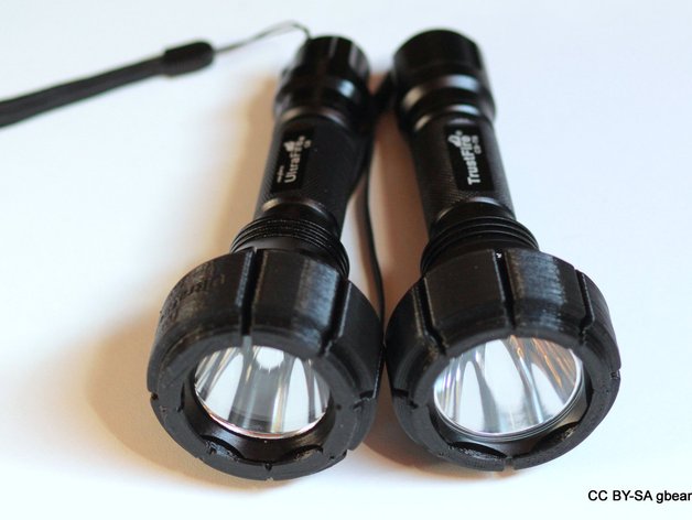 Adapter for C8 flashlights