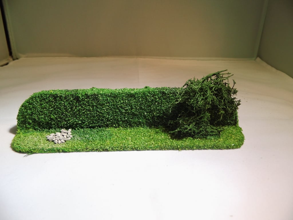 28 mm warhammer scale - simple hedge / hedgerow