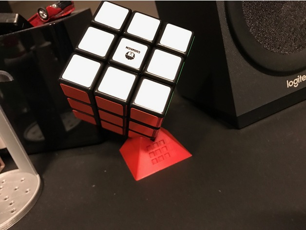 Rubik's Cube stand