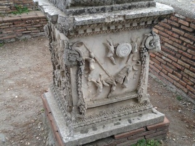 Roman Marble Plinth 3D Scan