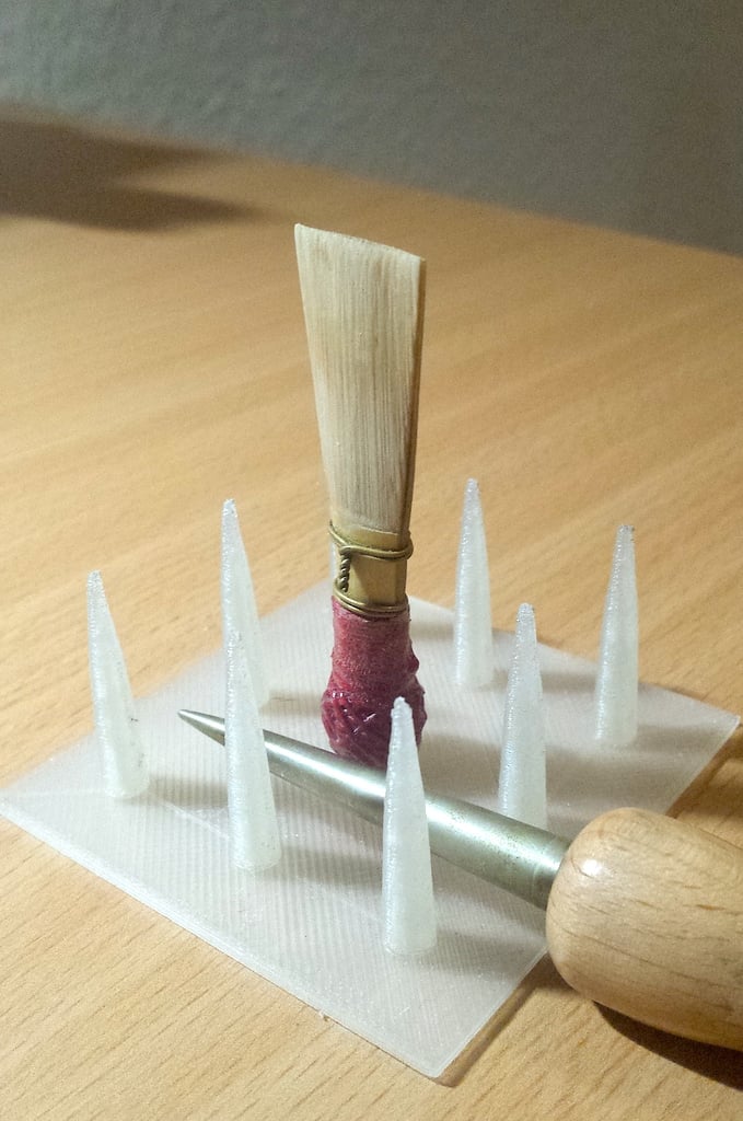 Drying rack for Baroque Bassoon reeds