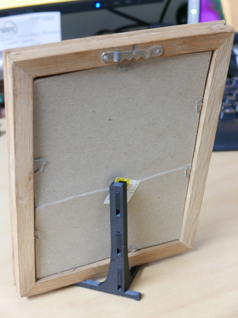 Desktop Picture Frame Easel 4X5 and 5X7