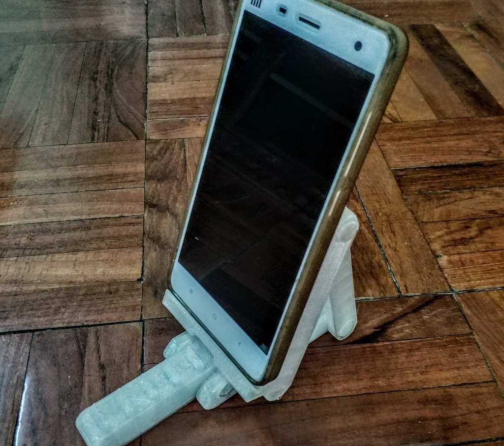 Adjustable Phone Holder (prints in one piece)