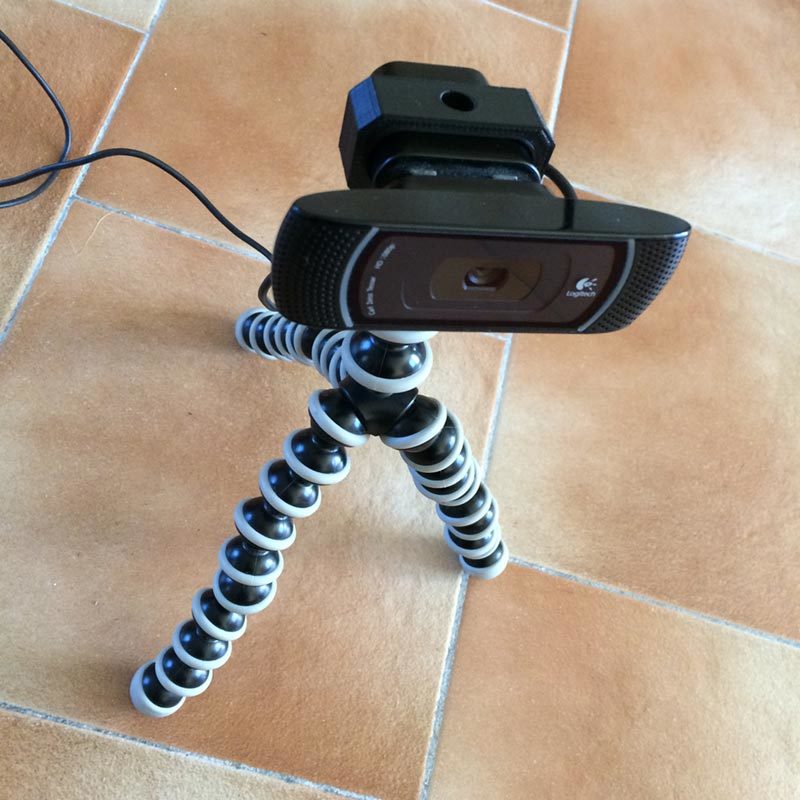 C910 webcam tripod adapter