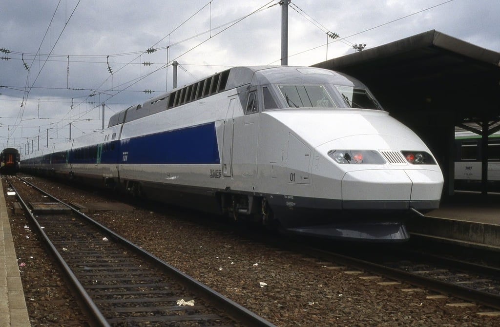 TGV Atlantique blanche
