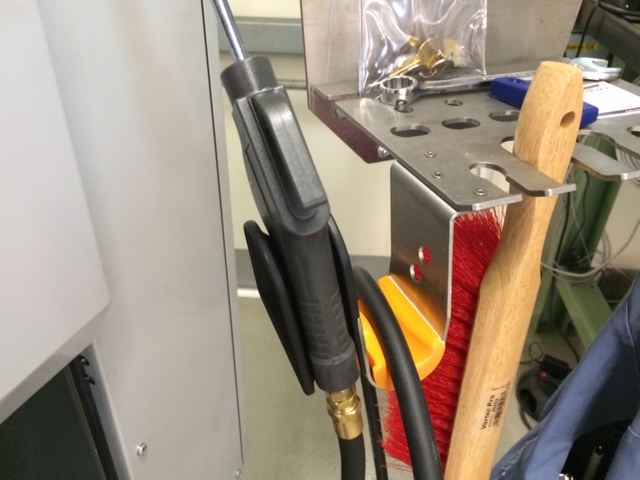 Protection of compressed air Downpipe for Haas CNC