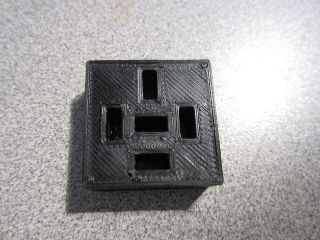 Base for automotive relay (5 pin)