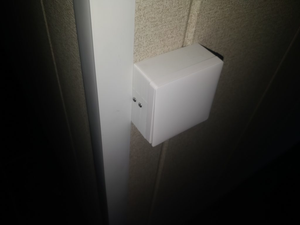 Aqara light switch enclosure