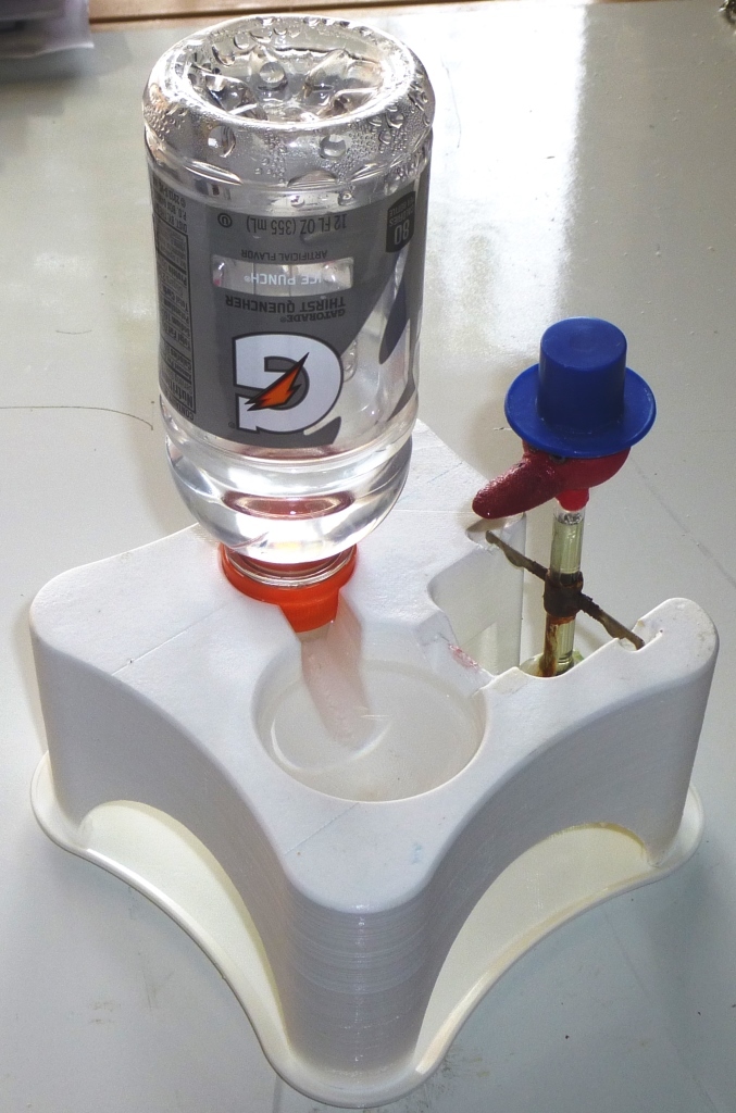 DIPPY BIRD STAND AND TRAY, A MOUNT FOR THE DRINKING BIRD TOY