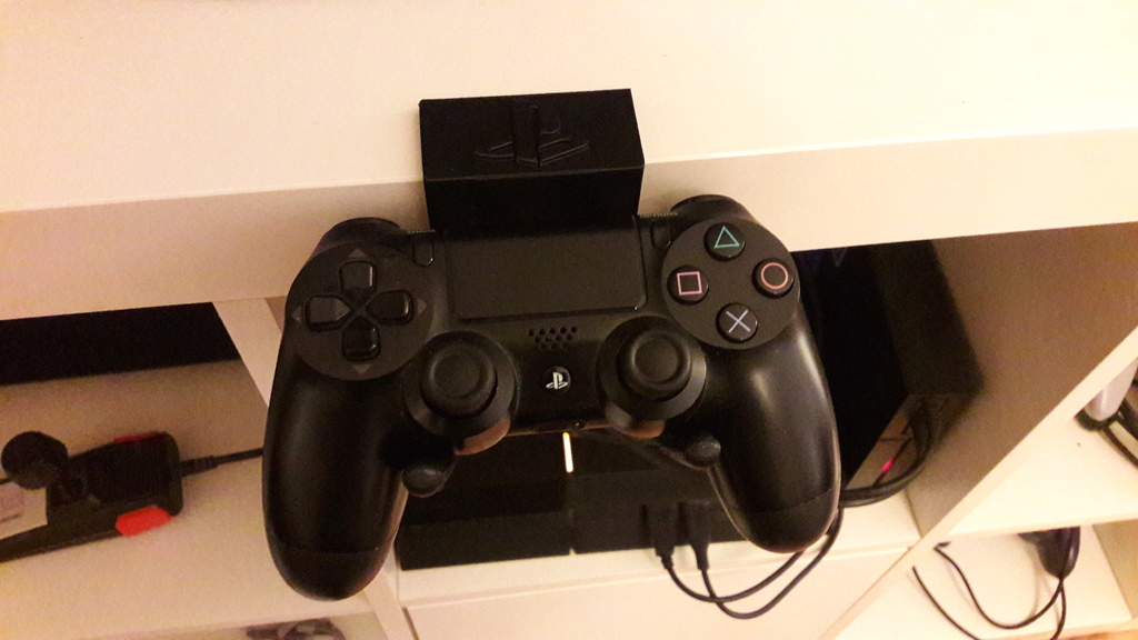 PS4 controller mount for IKEA Expedit