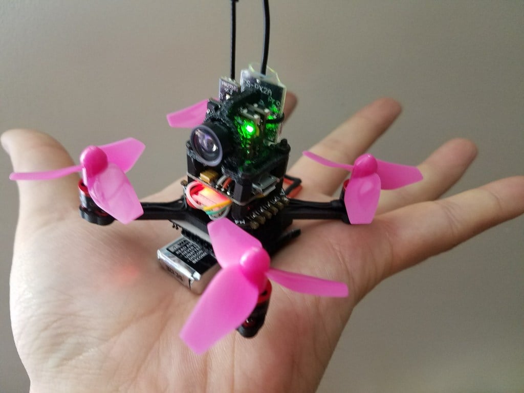 [CC-00] tiny indoor fpv drone with 0603 brushless motor and 40mm prop