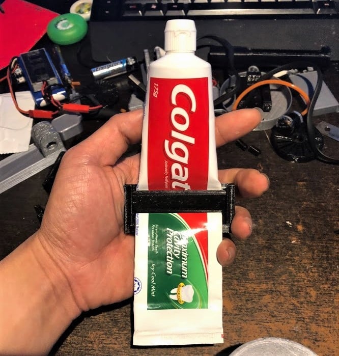 Quick & Simple "Slide-&-Lock" Toothpaste Squeezer/Roller Dispenser