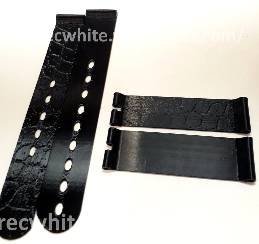 18 mm watch strap and buckle with leather texture
