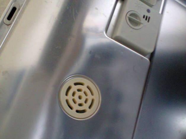 Dishwasher (inside door) diffuser grid replacement.