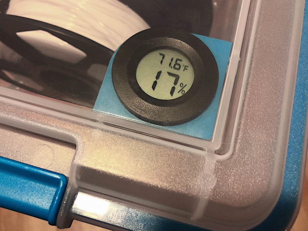 Hygrometer Holder for Sterilite Dry Box v2