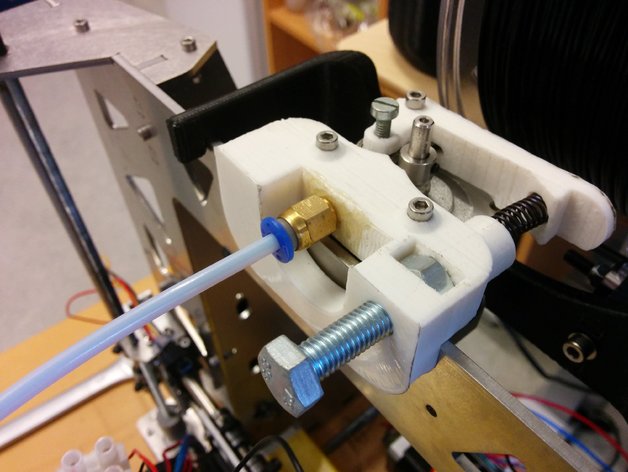 Minimalistic extruder for P3Steel - Bowden