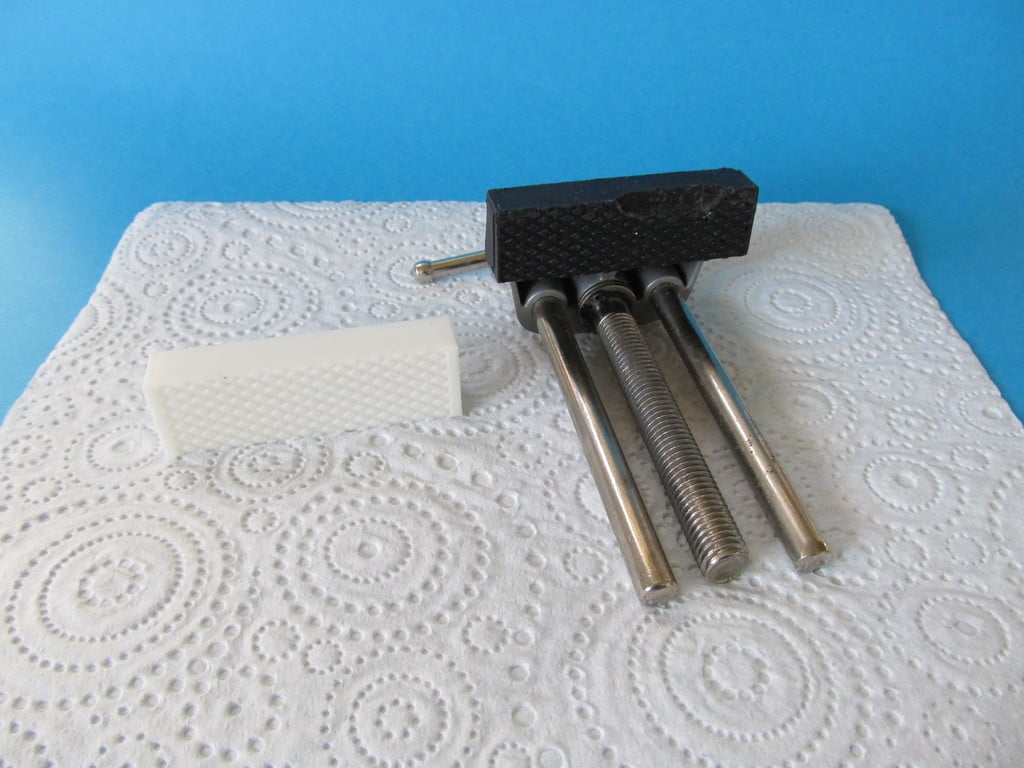 Vice Clamp Grip 70mm