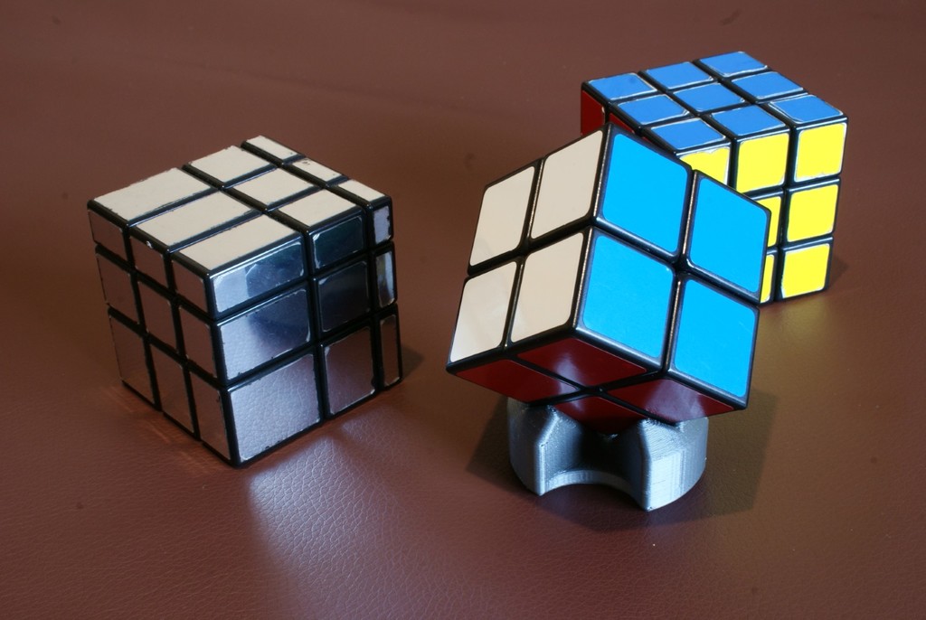 Rubiks cube holder - Version 1