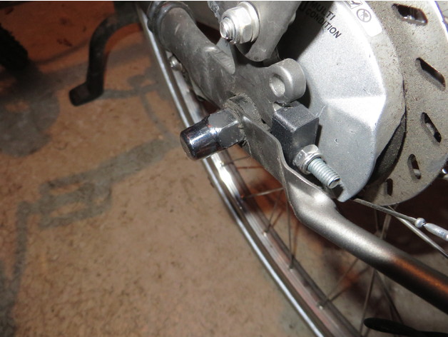 Chain tensioner bicycle