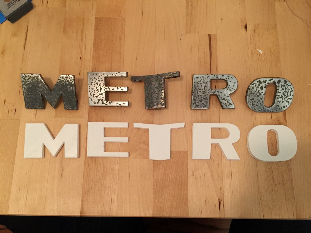 IH Metro van letters