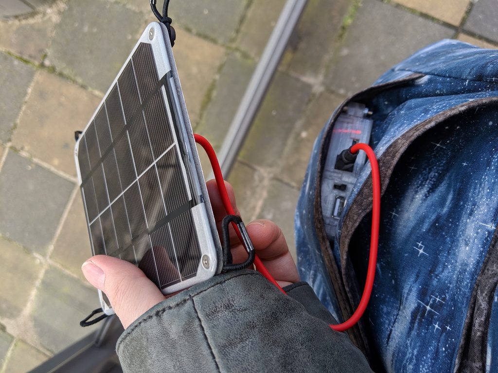 Solar battery charger case