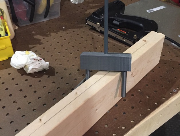 Tool to Find Middle of Lumber without Measuring