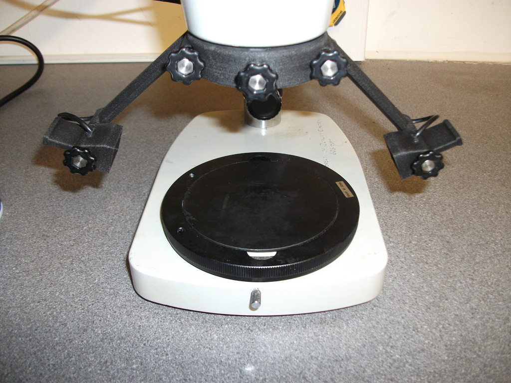 White/UV/RGB Illuminator for Stereo Microscopes