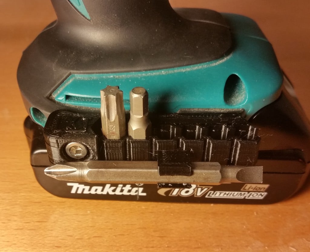 Makita bit-holder with one slot for a log bit.