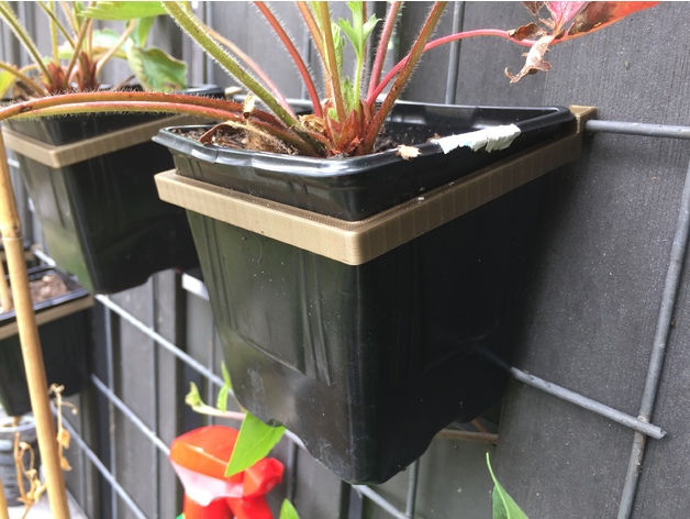Plant Wall Mount for Nursery-Pot-Size V2 by mxwkl - Thingiverse