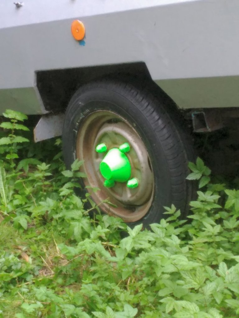 110/111 mm trailer wheel cap