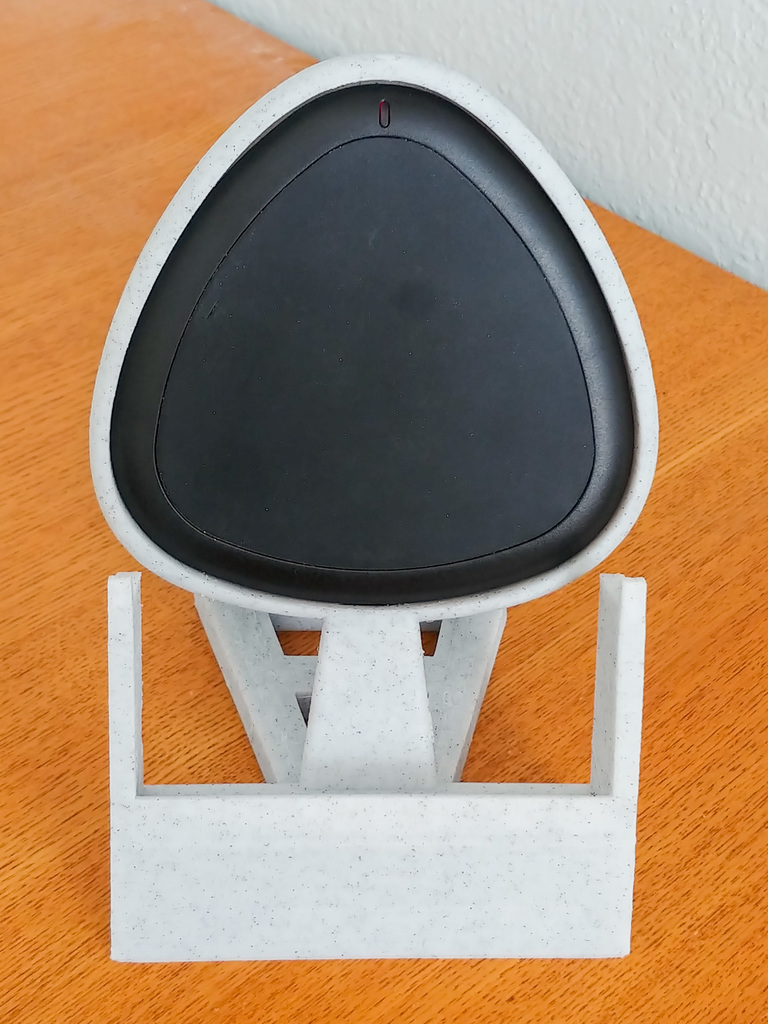 Yootech Charging Stand (Triangular style)