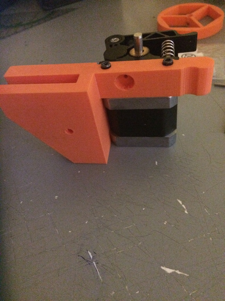 Bowden mount geeetech extruder for prusa I3 acrylic