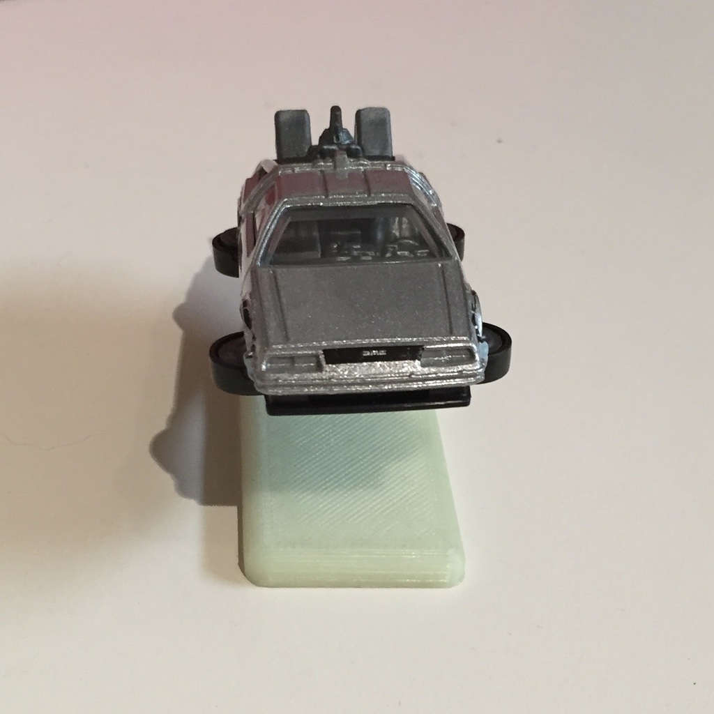 Hot Wheels DeLoreon Hover Mode Stand