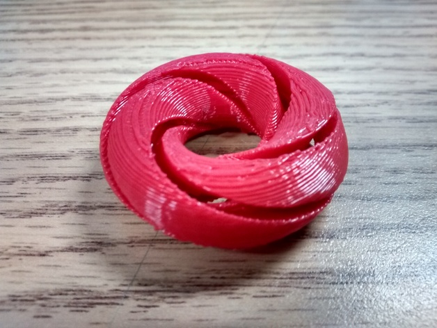 4 part spiral torus