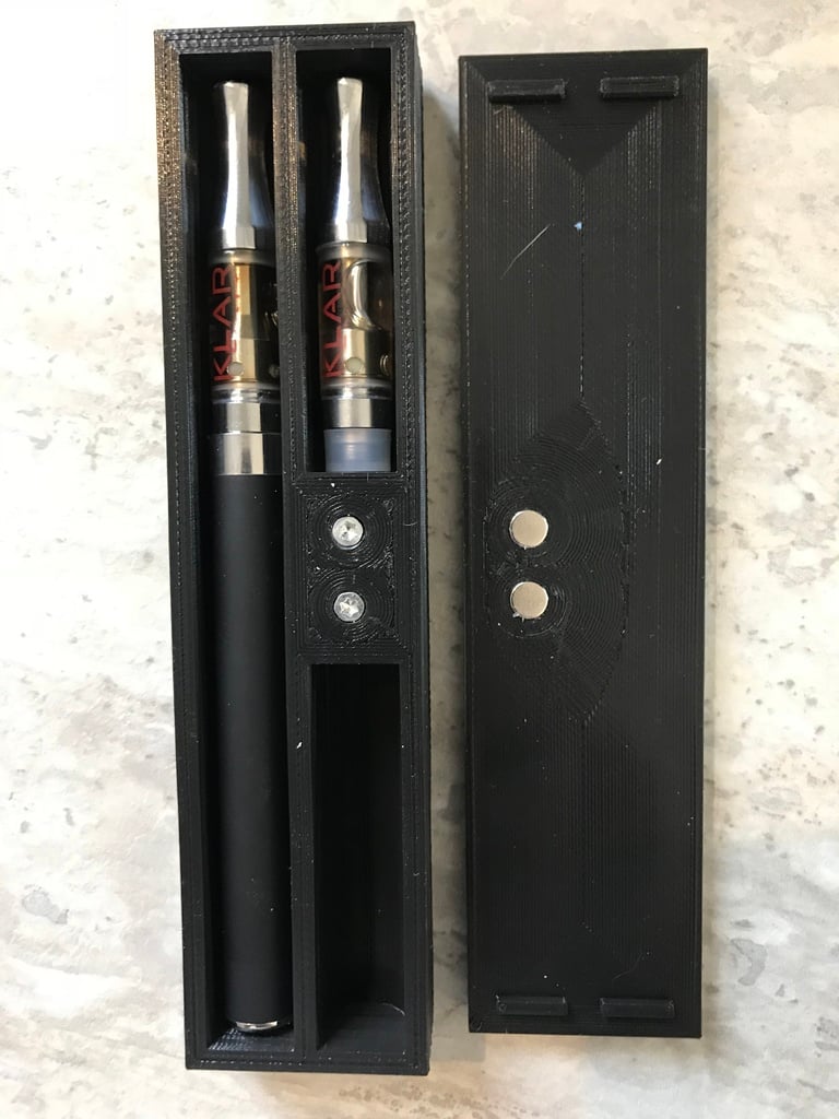 Klar Vape Pen case with storage