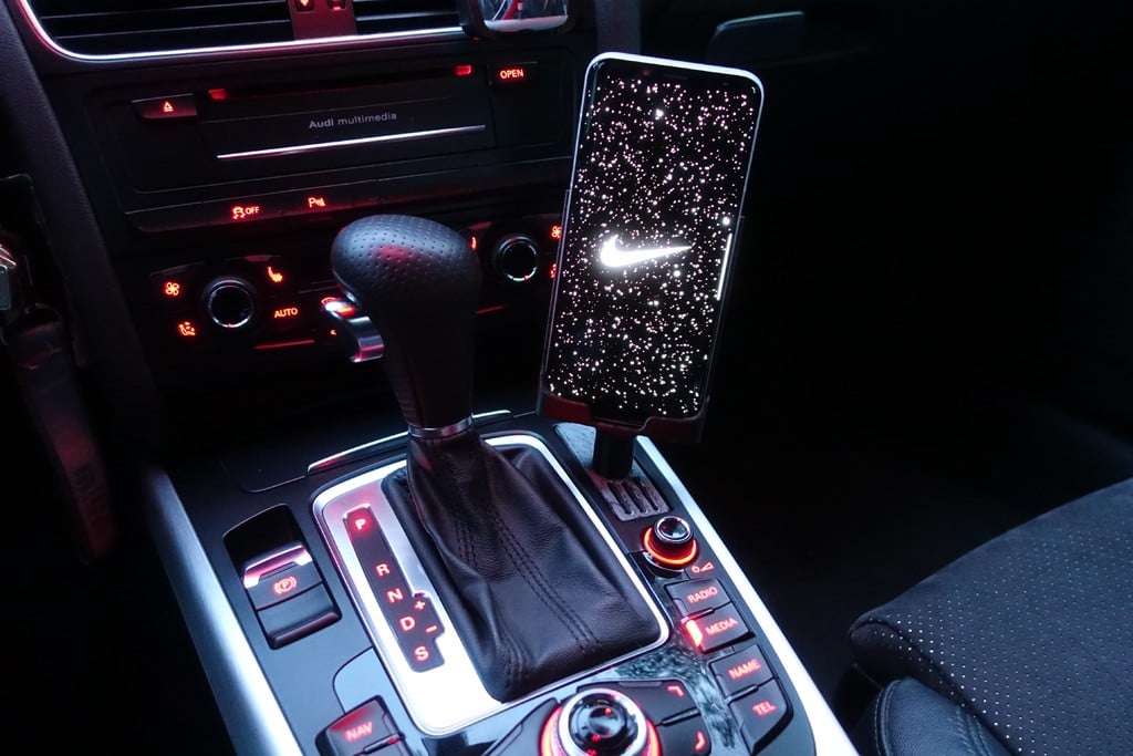 Audi A5 Phone Holder for S8+ with Wireless Quick Charging