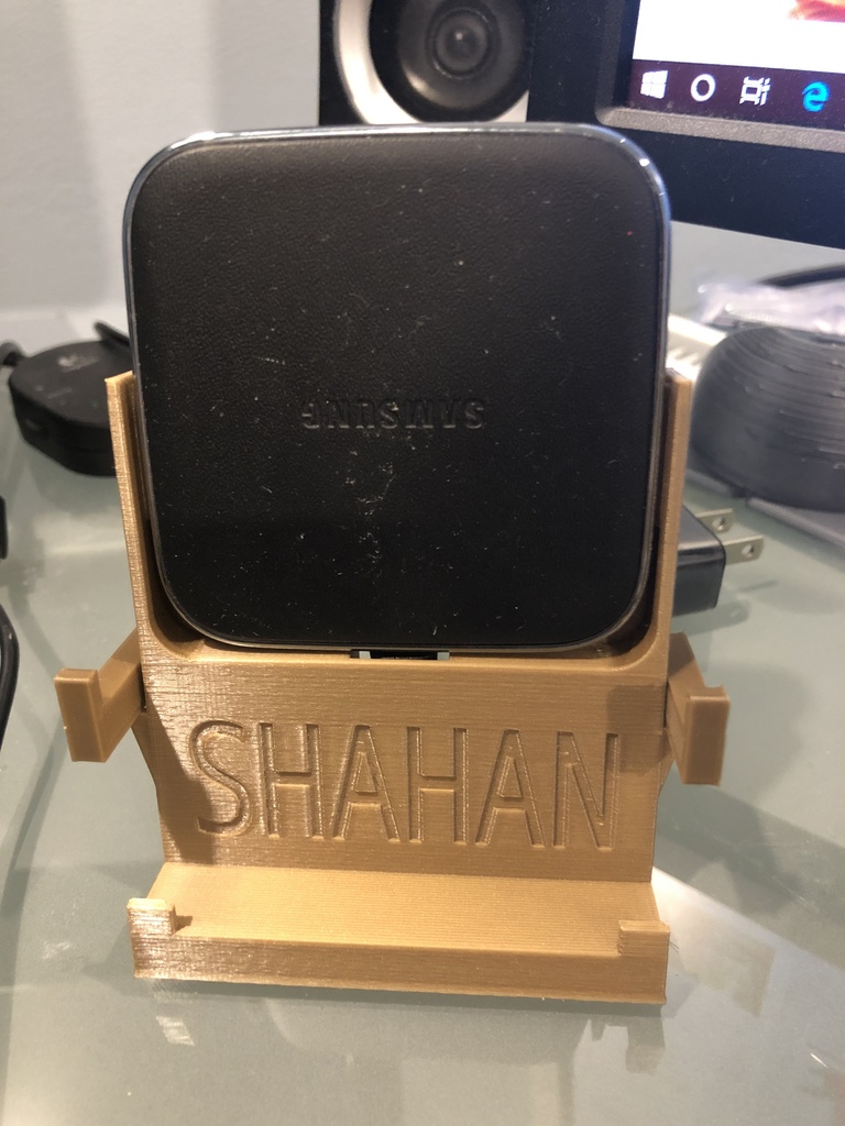 Samsung S9+ wireless charger stand