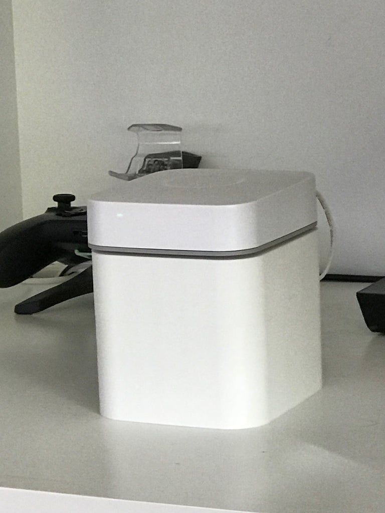 Small stand for smartthings. 